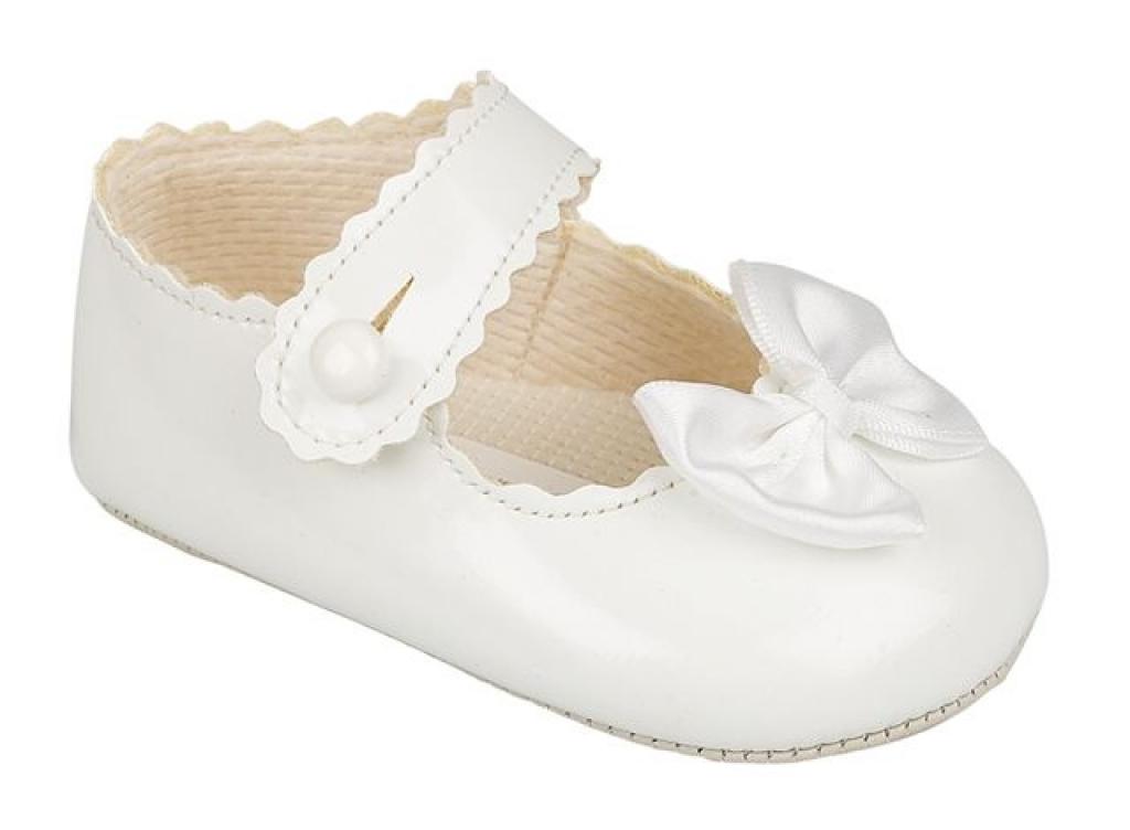 White patent bow pre-walker shoes
