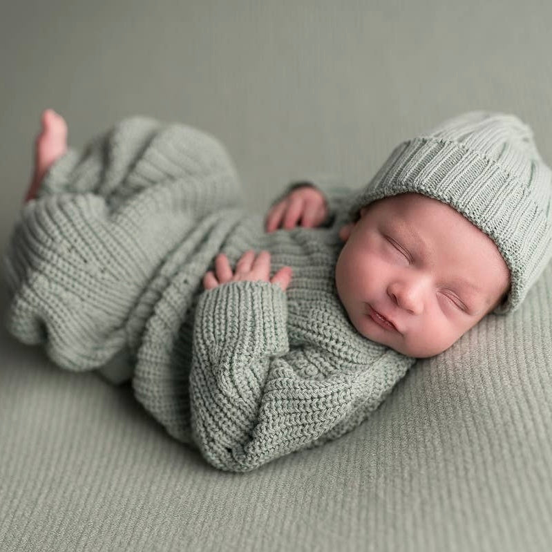 Olive knitted hat