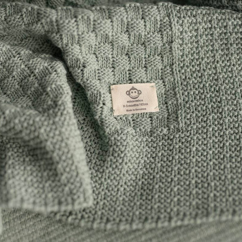 Olive knitted blanket